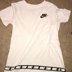 Women’s nike shirt